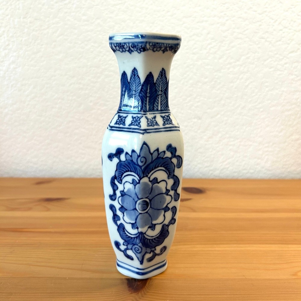 Vintage Hand Painted Blue OTAGIRI Mini Vase Floral 8" Elegant White Chinese